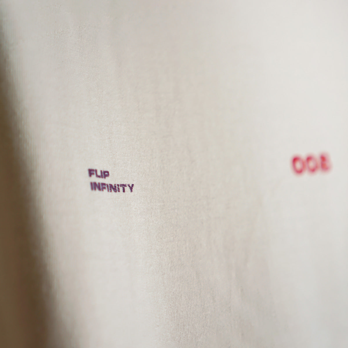 T-Shirt No.8 Oversized